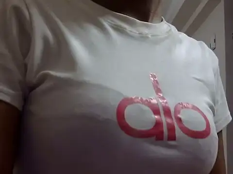 Snapshot of Nandanisexy chatting on 06-08-26, 03:56 Nandanisexy online show from 06-08-26, 03:56