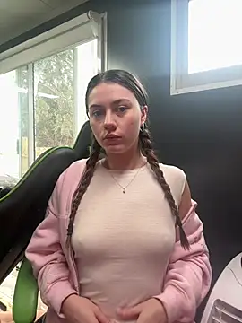 daisycollins online show from 05-17-26, 12:10