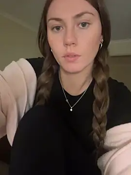 daisycollins online show from 06-08-26, 11:11