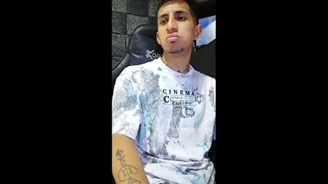 Snapshot of Michel_Salvatore chatting on 05-13-26, 12:45 Michel Salvatore online show from 05-13-26, 12:45