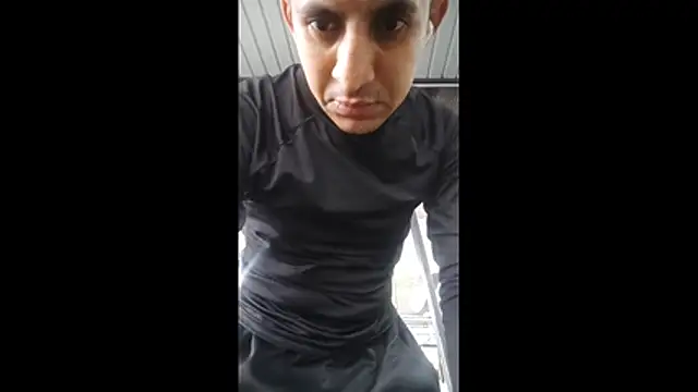 Snapshot of Michel_Salvatore chatting on 05-28-26, 10:37 Michel Salvatore online show from 05-28-26, 10:37