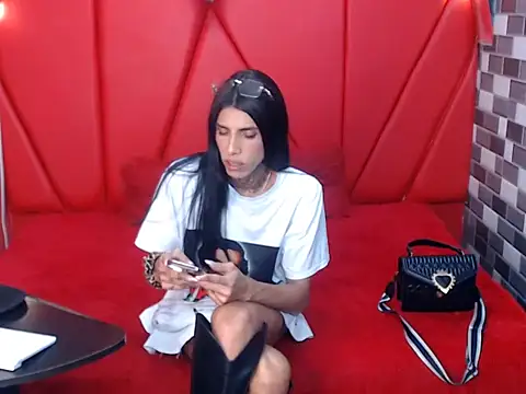 Snapshot of sharon_allan77 chatting on 07-04-26, 01:04 sharon allan77 online show from 07-04-26, 01:04