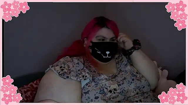 Snapshot of Lady_KitsuneBIG chatting on 05-07-26, 07:06 Lady KitsuneBIG online show from 05-07-26, 07:06