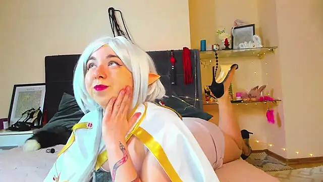 Snapshot of AlexxisSkky chatting on 05-19-26, 05:36 AlexxisSkky online show from 05-19-26, 05:36