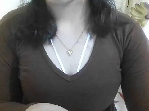 Snapshot of saniya_9 chatting on 06-20-26, 02:33 saniya 9 online show from 06-20-26, 02:33
