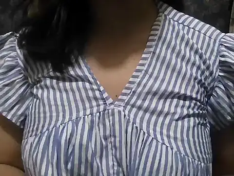 Snapshot of saniya_9 chatting on 05-17-26, 10:21 saniya 9 online show from 05-17-26, 10:21