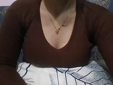 Snapshot of saniya_9 chatting on 05-17-26, 10:04 saniya 9 online show from 05-17-26, 10:04
