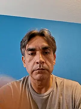 Camfreed online show from 05-01-26, 04:23