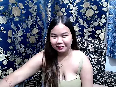 Snapshot of hotchickgirl chatting on 05-06-26, 11:03 hotchickgirl online show from 05-06-26, 11:03