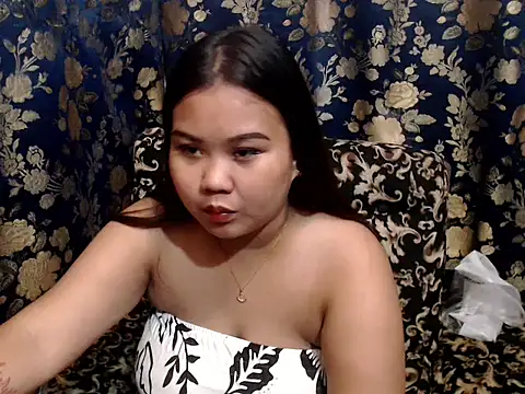 Snapshot of hotchickgirl chatting on 05-24-26, 09:31 hotchickgirl online show from 05-24-26, 09:31