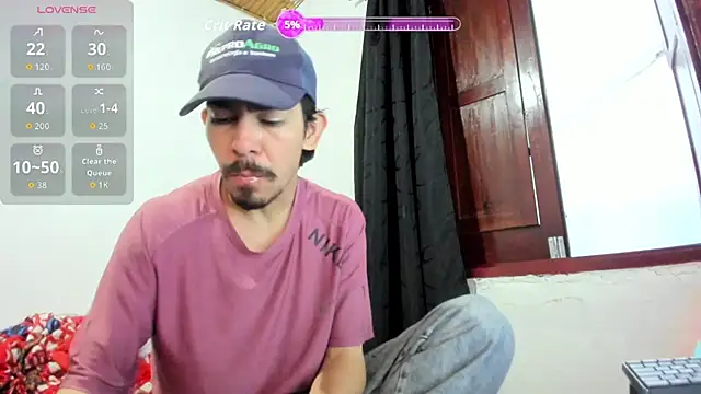 Snapshot of Piter_Drako chatting on 06-19-26, 10:58 Piter Drako online show from 06-19-26, 10:58