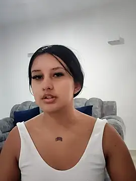 Snapshot of SCARLETVELVET_ chatting on 07-25-26, 02:23 SCARLETVELVET online show from 07-25-26, 02:23