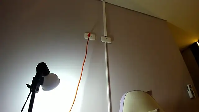 aisha moore online show from 05-12-26, 07:53