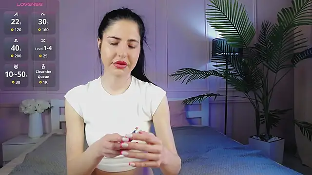 Snapshot of Emily_xoo chatting on 05-05-26, 07:06 Emily xoo online show from 05-05-26, 07:06