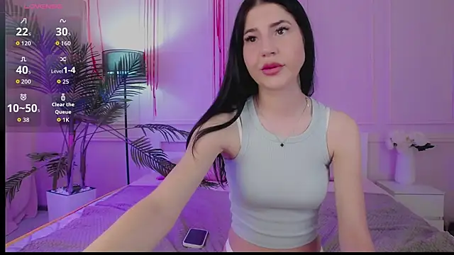 Snapshot of Emily_xoo chatting on 06-16-26, 03:34 Emily xoo online show from 06-16-26, 03:34
