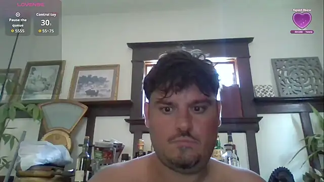 Snapshot of Madamebeton chatting on 07-14-26, 04:57 Madamebeton online show from 07-14-26, 04:57