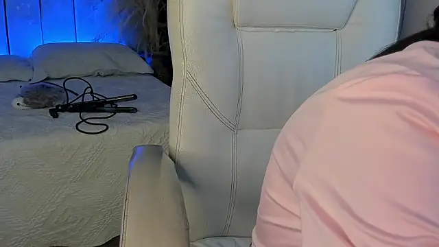 MelCherry online show from 08-08-26, 04:08