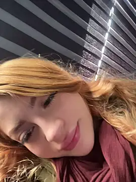 Snapshot of Jessy_Queen chatting on 07-17-26, 03:31 Jessy Queen online show from 07-17-26, 03:31