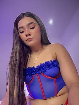 Snapshot of Mia_Rodriguezz_ chatting on 05-10-26, 03:21 Mia Rodriguezz online show from 05-10-26, 03:21