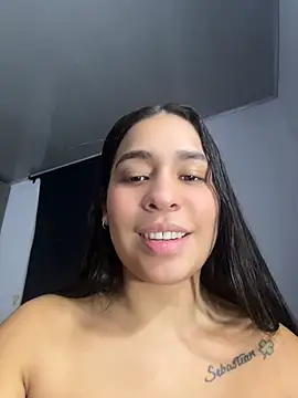 Snapshot of SussyFoxxx chatting on 05-06-26, 02:21 SussyFoxxx online show from 05-06-26, 02:21