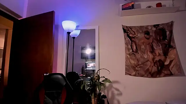 LarryGarzon online show from 08-03-26, 01:36