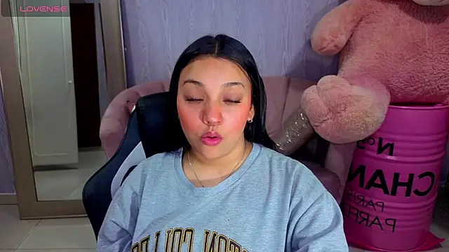 lia harper t online show from 06-28-26, 03:02