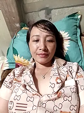 Snapshot of ABCKUTE20 chatting on 05-15-26, 03:37 ABCKUTE20 online show from 05-15-26, 03:37
