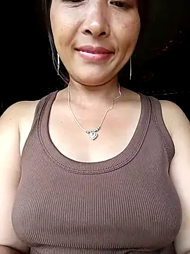 Snapshot of ABCKUTE20 chatting on 07-15-26, 10:33 ABCKUTE20 online show from 07-15-26, 10:33