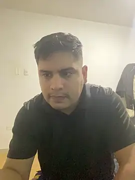 MenSexPeru online show from 05-03-26, 03:44