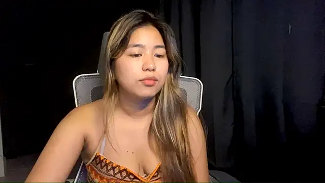 Snapshot of SammyFaragoza chatting on 06-11-26, 02:36 SammyFaragoza online show from 06-11-26, 02:36