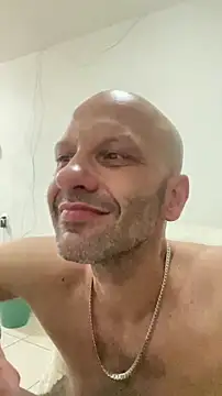 french solo X online show from 05-08-26, 02:43