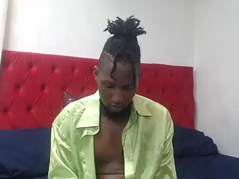 Snapshot of LabetoXXX chatting on 05-28-26, 04:24 LabetoXXX online show from 05-28-26, 04:24