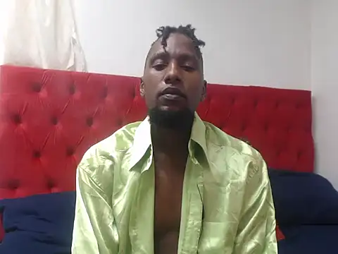Snapshot of LabetoXXX chatting on 05-24-26, 01:44 LabetoXXX online show from 05-24-26, 01:44