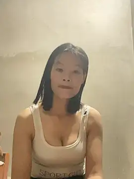 Snapshot of Zuzu_sexy chatting on 05-26-26, 08:01 Zuzu sexy online show from 05-26-26, 08:01