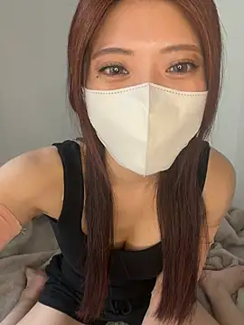 Snapshot of Erika__xx chatting on 06-19-26, 06:19 Erika xx online show from 06-19-26, 06:19