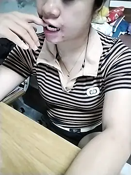 Girl lovebaby online show from 05-26-26, 02:15