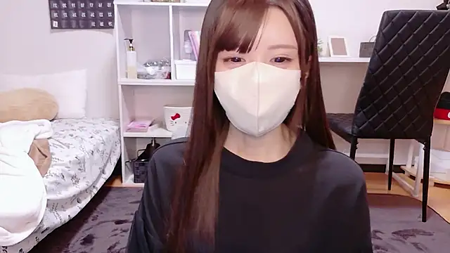 hina mochi online show from 05-15-26, 10:13