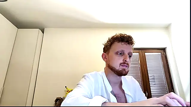 Snapshot of Red_dragon94 chatting on 05-12-26, 10:43 Red dragon94 online show from 05-12-26, 10:43
