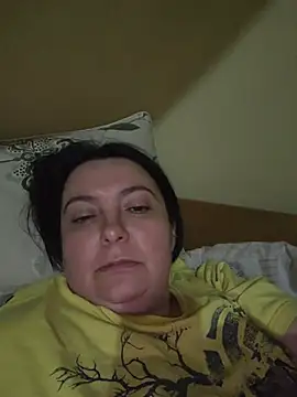 Snapshot of EmmaEmmy40 chatting on 05-23-26, 07:35 EmmaEmmy40 online show from 05-23-26, 07:35