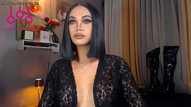 Snapshot of Lexi_ThunderFuck chatting on 07-22-26, 01:51 Lexi ThunderFuck online show from 07-22-26, 01:51