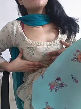 zoya baby  online show from 06-18-26, 10:42