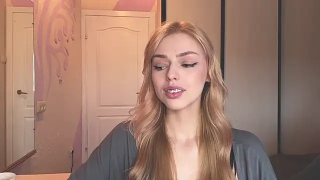 Snapshot of ScarlettRosy chatting on 05-08-26, 04:38 ScarlettRosy online show from 05-08-26, 04:38