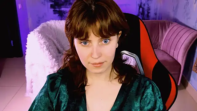 Snapshot of LolaDominara chatting on 05-15-26, 02:48 LolaDominara online show from 05-15-26, 02:48