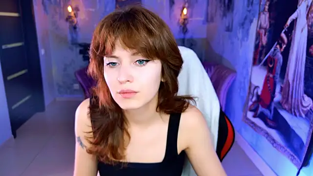Snapshot of LolaDominara chatting on 06-20-26, 05:45 LolaDominara online show from 06-20-26, 05:45