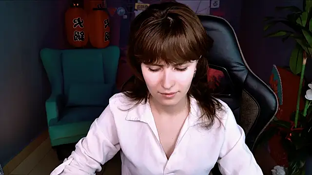 Snapshot of LolaDominara chatting on 05-20-26, 11:07 LolaDominara online show from 05-20-26, 11:07
