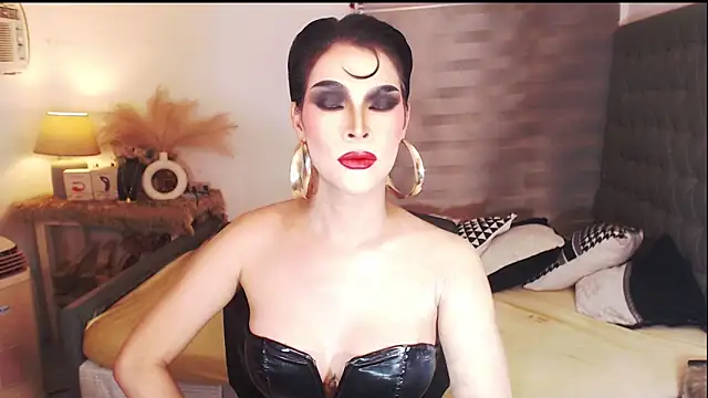 DivineMercyTSx online show from 05-05-26, 04:48