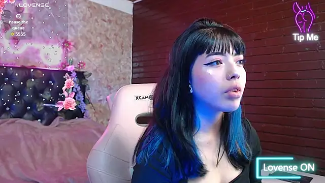Snapshot of Abril_gap chatting on 05-14-26, 12:02 Abril gap online show from 05-14-26, 12:02