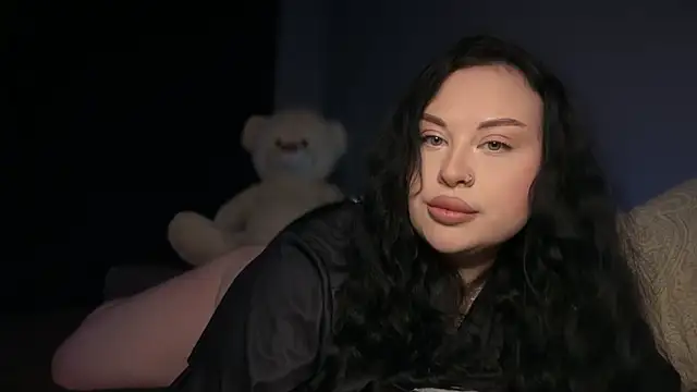 Snapshot of Sofi__Si chatting on 06-20-26, 06:35 Sofi Si online show from 06-20-26, 06:35