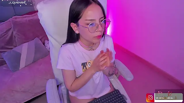 kitty patitas suavesss online show from 06-27-26, 02:39