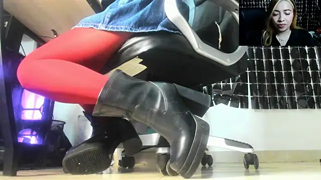 MissAlmaFenix online show from 06-06-26, 06:02